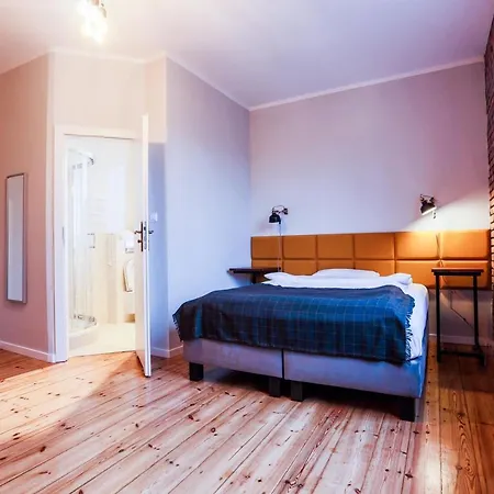 Kraszewskiego3a Oda ve Kahvaltı 3*