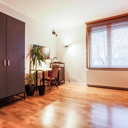 Kraszewskiego3a Oda ve Kahvaltı