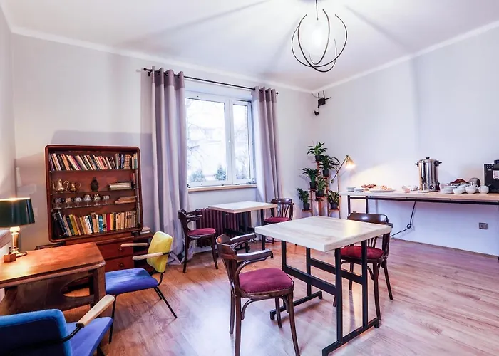 Kraszewskiego3a Готель типу 